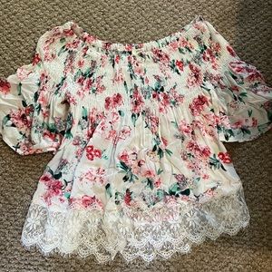 Cute off the shoulder shirt size L. Worn only a few times